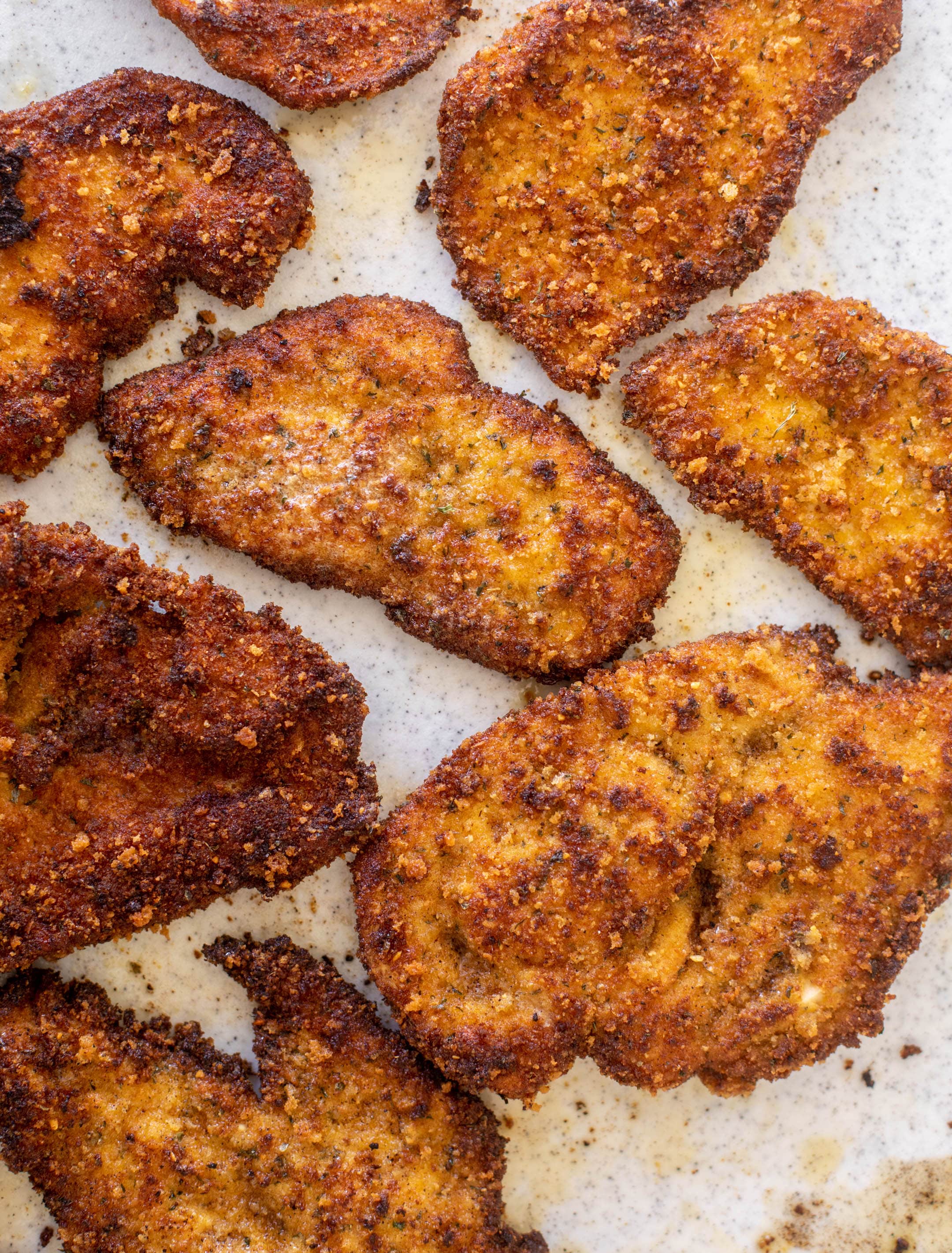 crispy chicken with avocado salad
