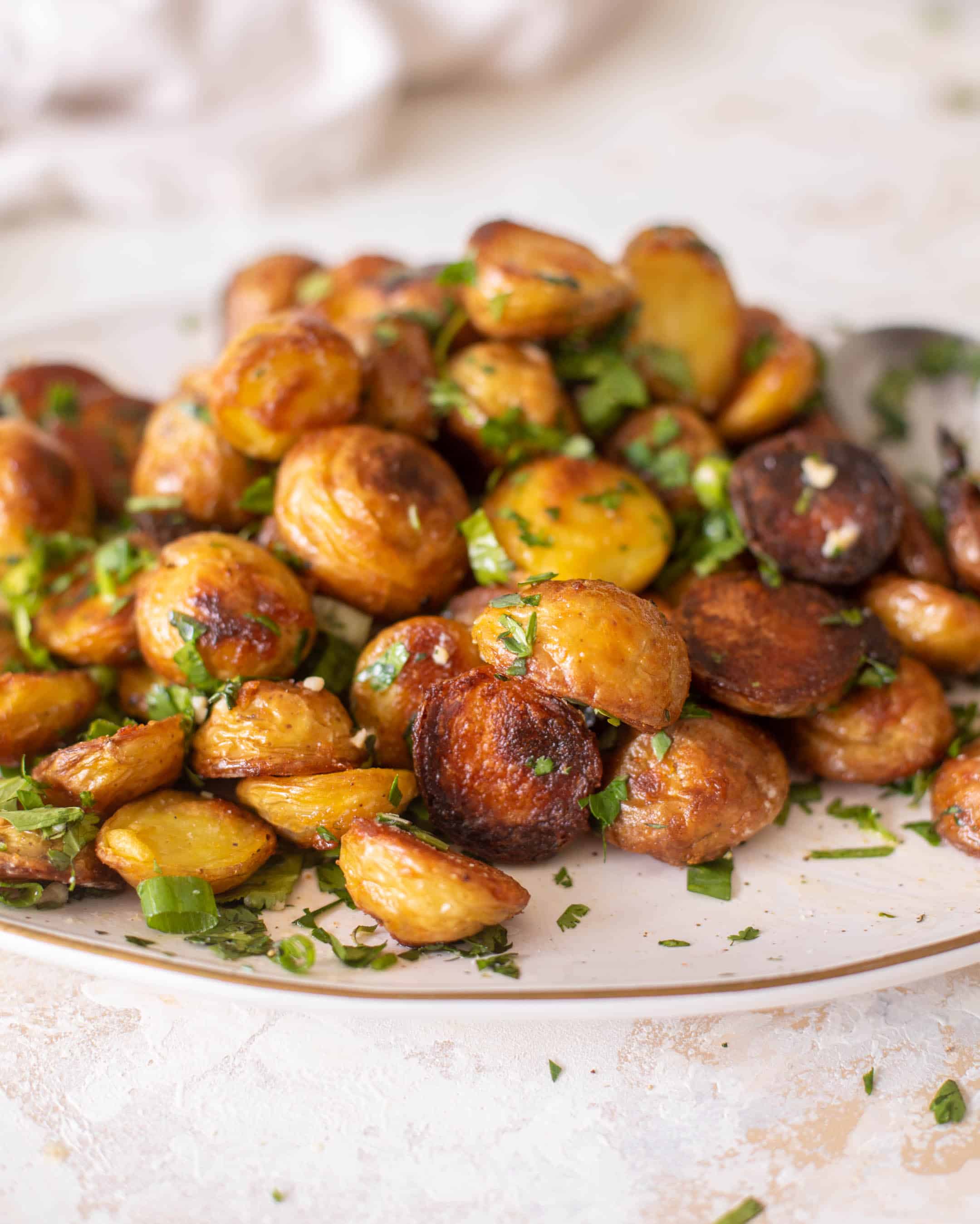 best crispy roasted potatoes with herbs