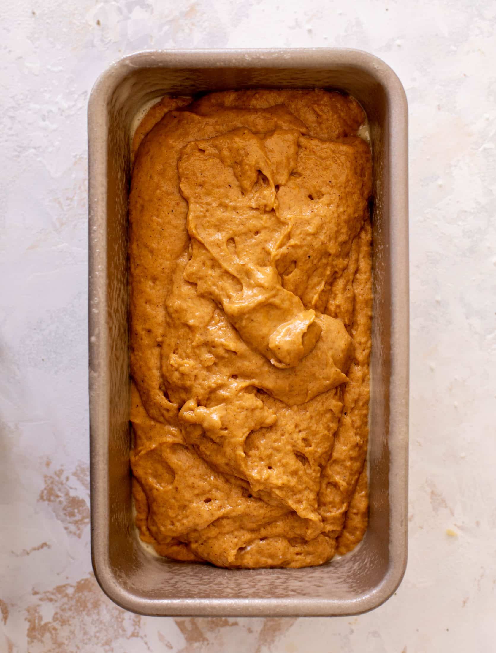 pumpkin bread with chai crumble