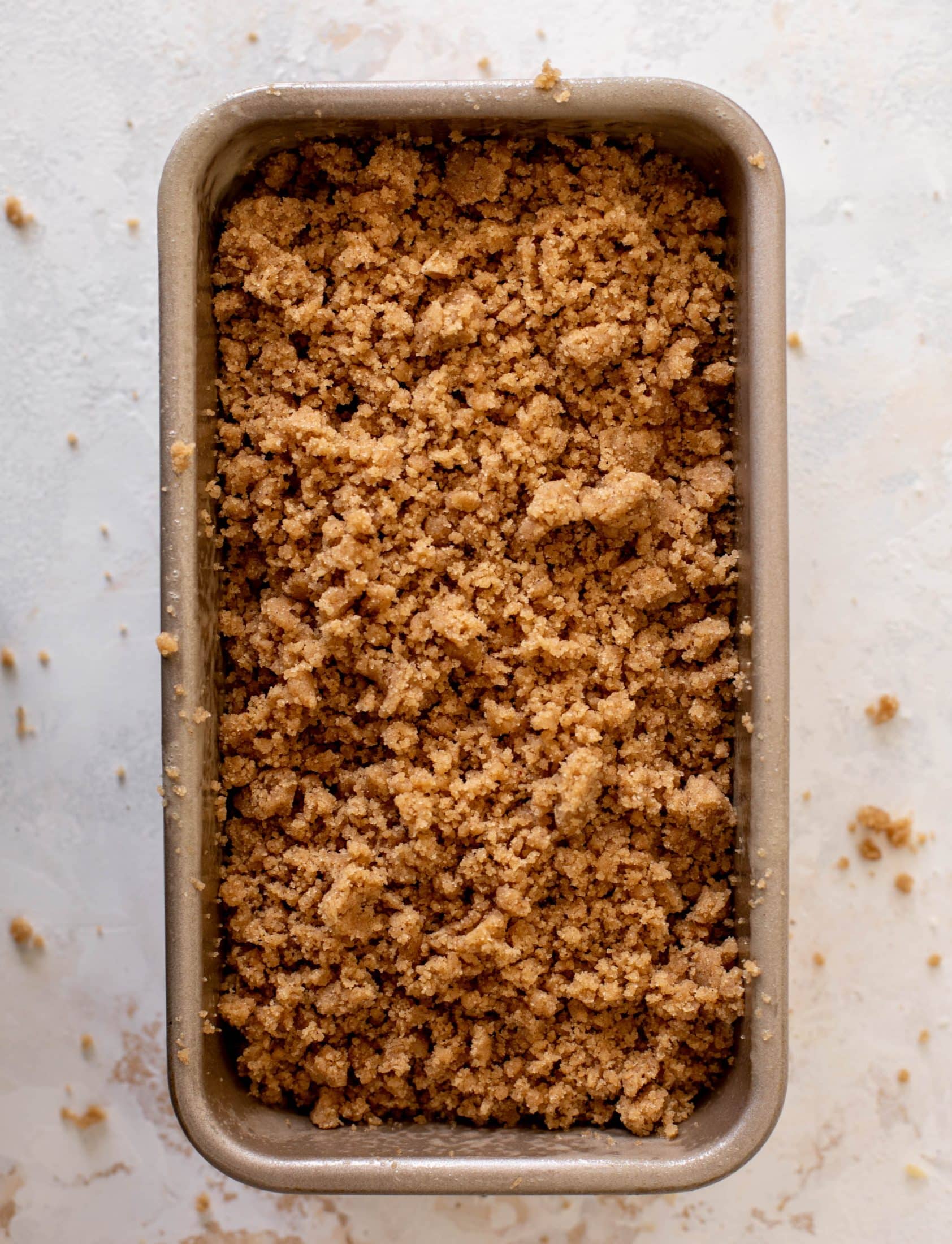 pumpkin bread with chai crumble
