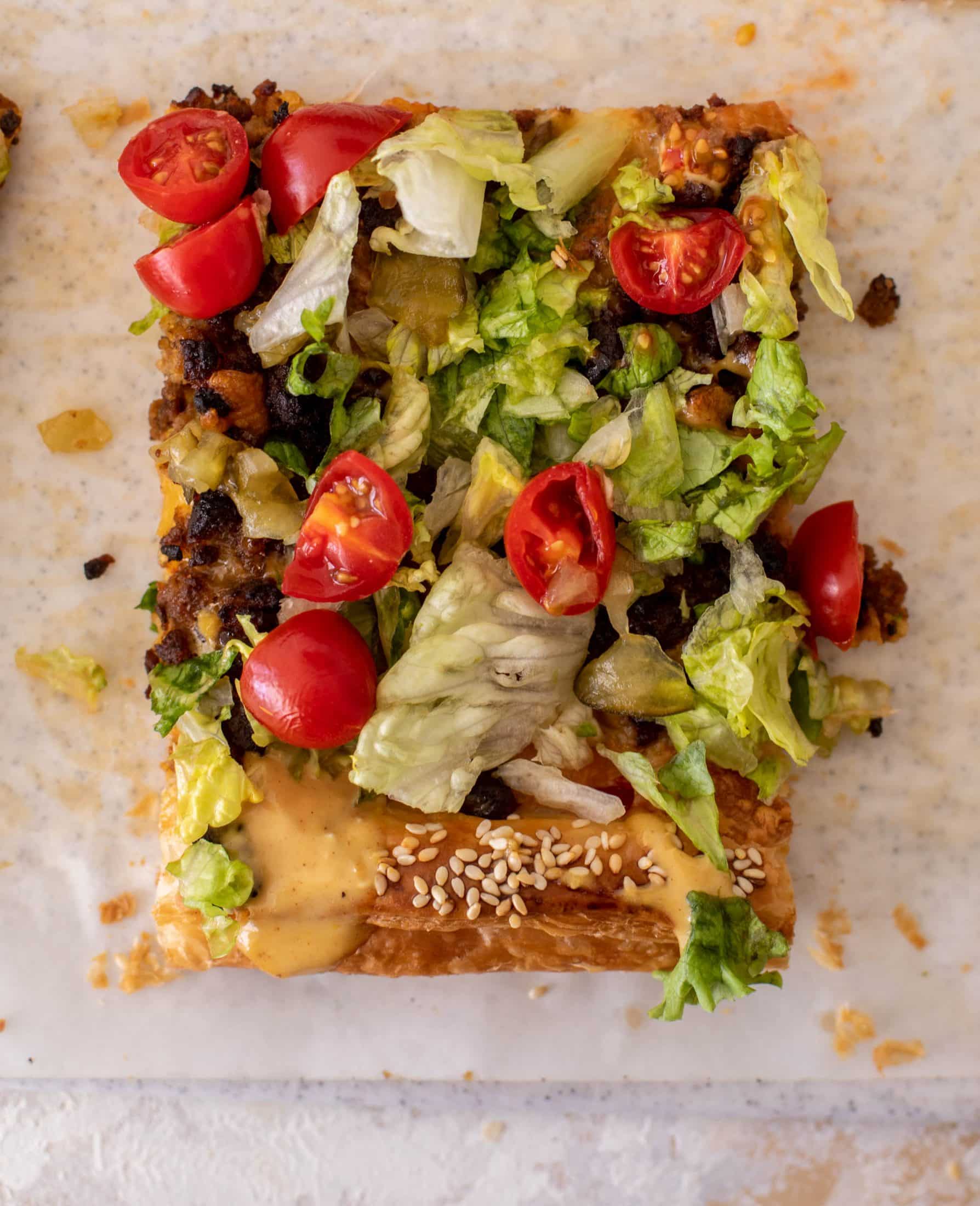 cheeseburger puff pastry pizza