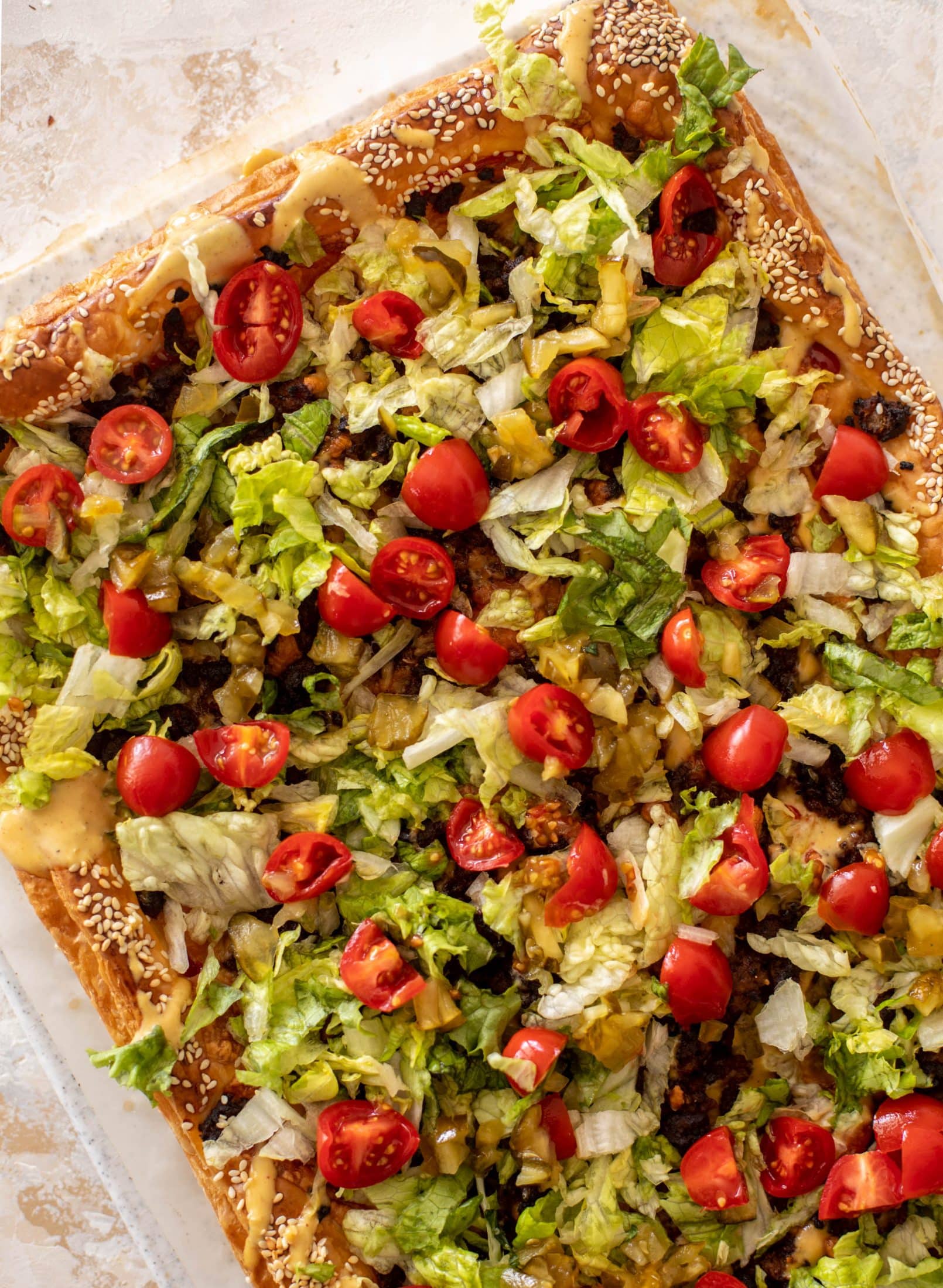 cheeseburger puff pastry pizza