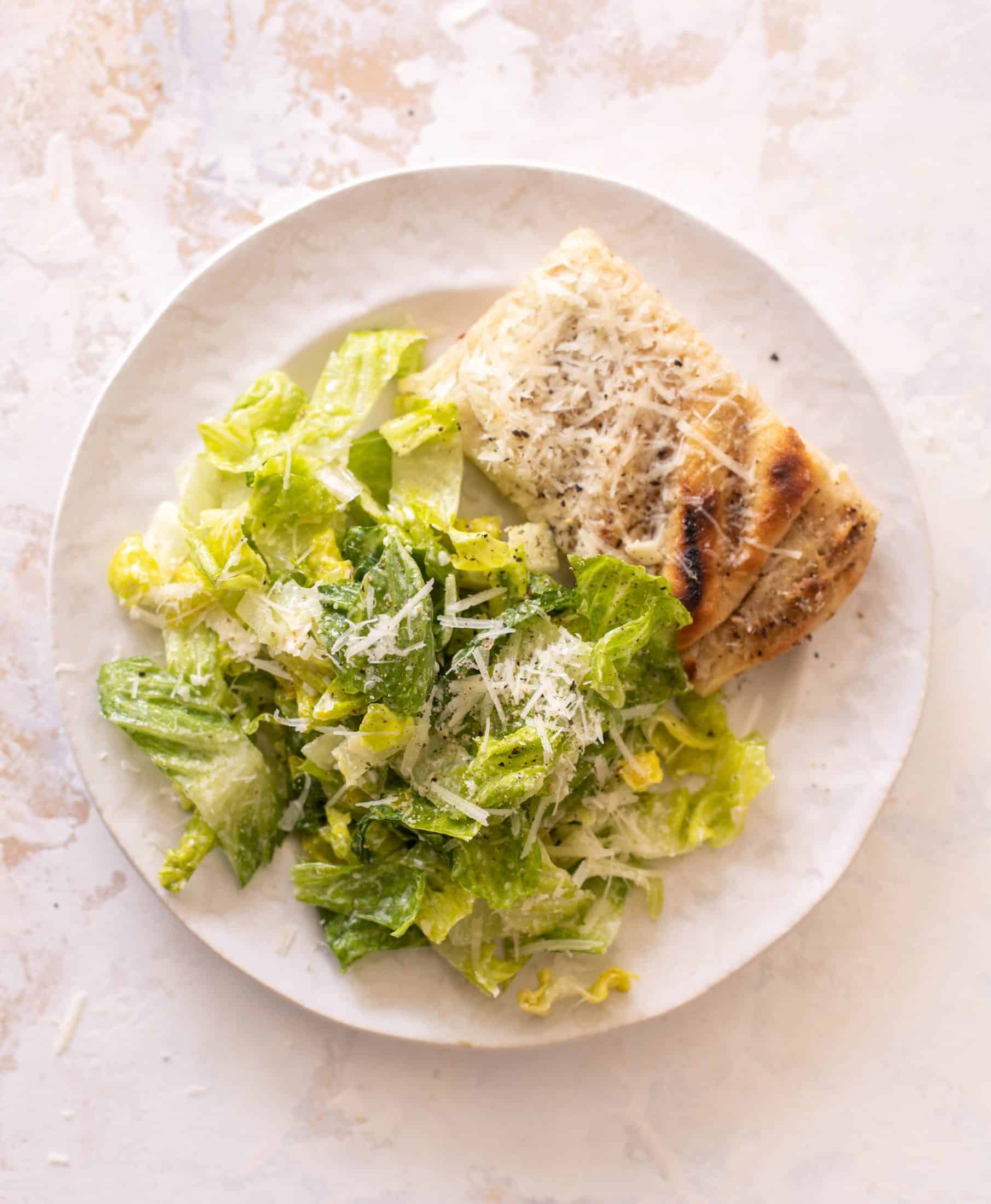 grilled cacio e pepe pizza
