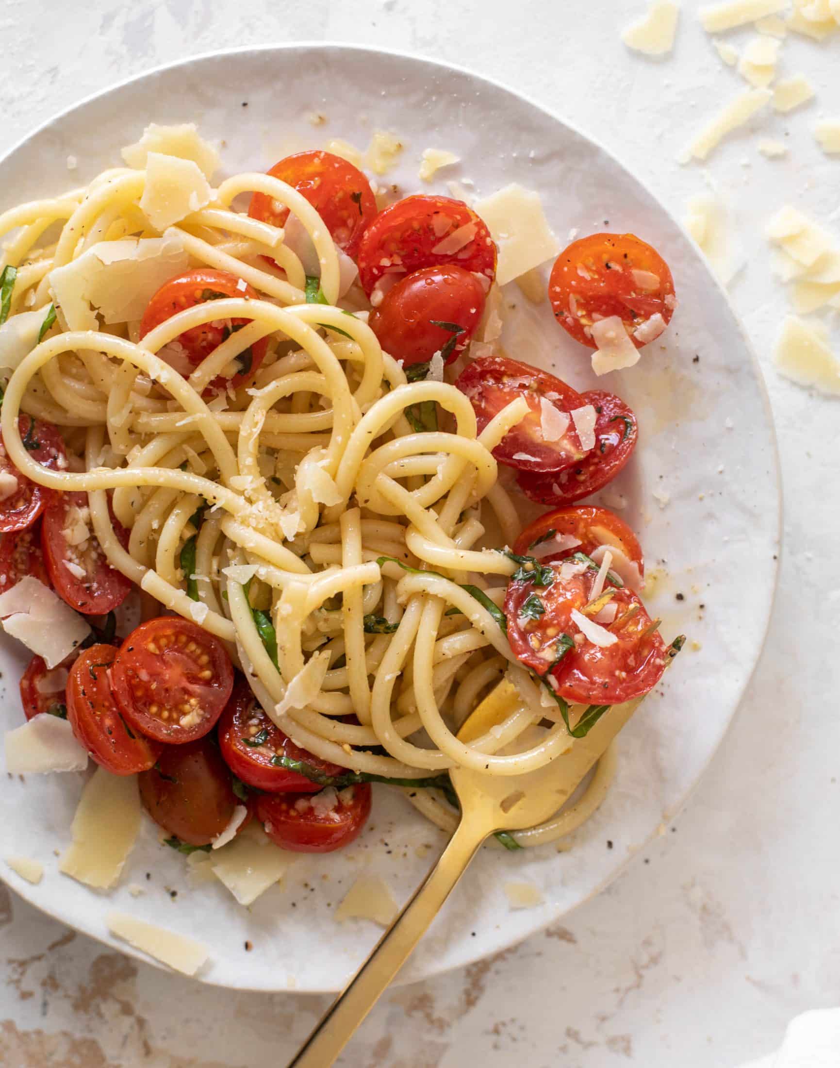 pasta with no cook tomato sauce