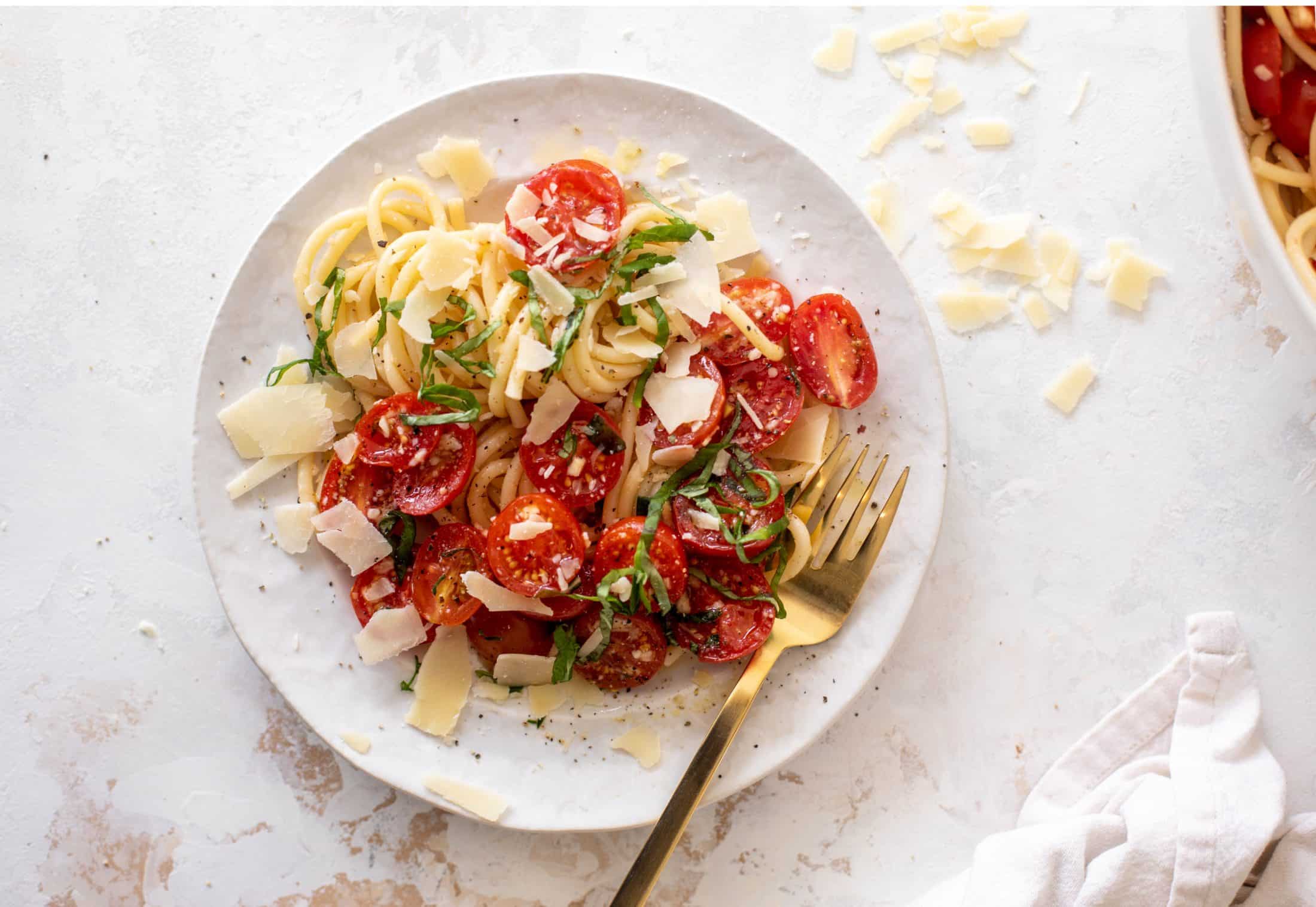 pasta with no cook tomato sauce