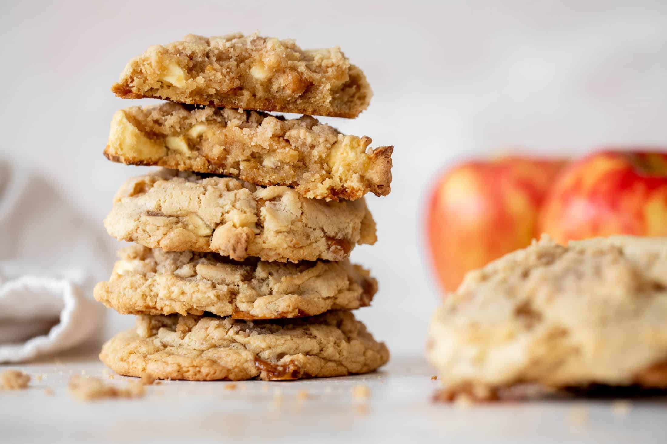 caramel apple crumble cookies