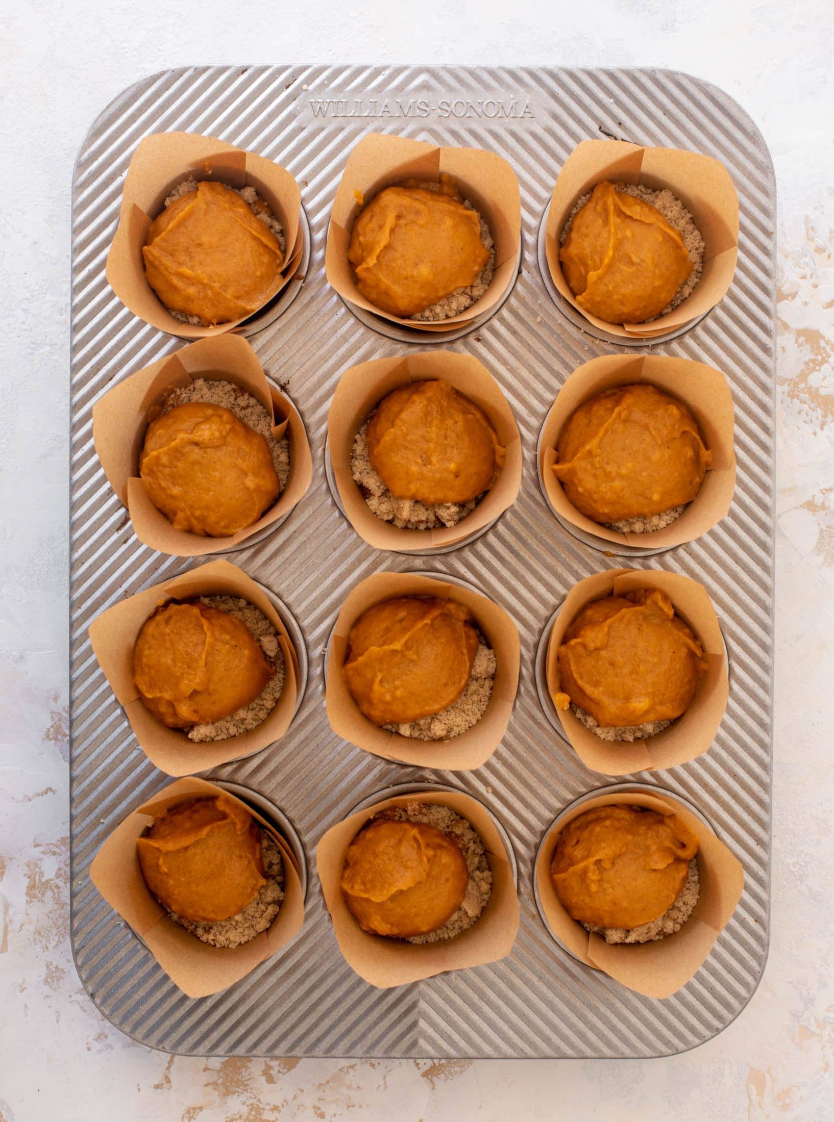 pumpkin coffee cake muffins
