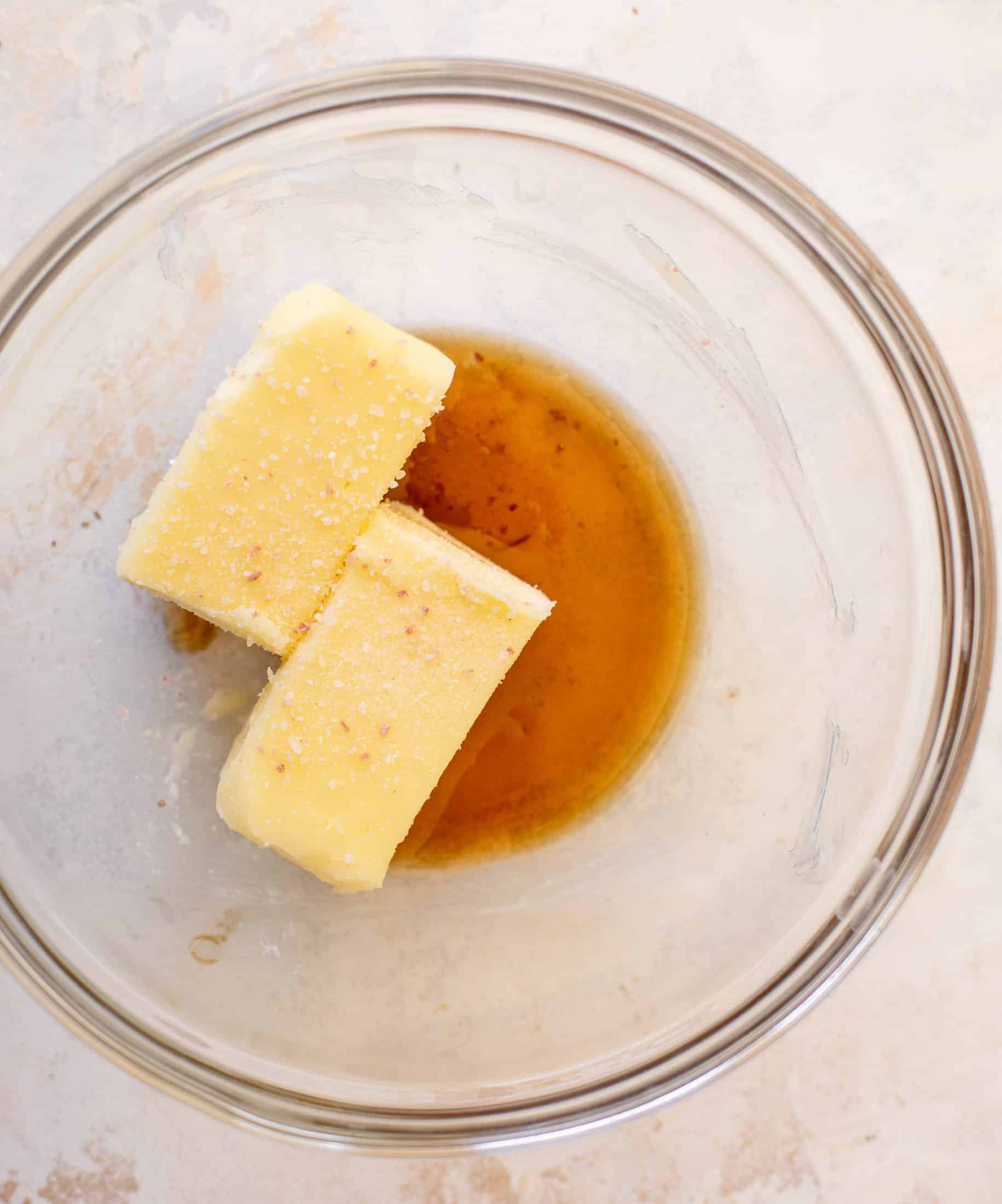 fluffy brioche dinner rolls with salted maple butter
