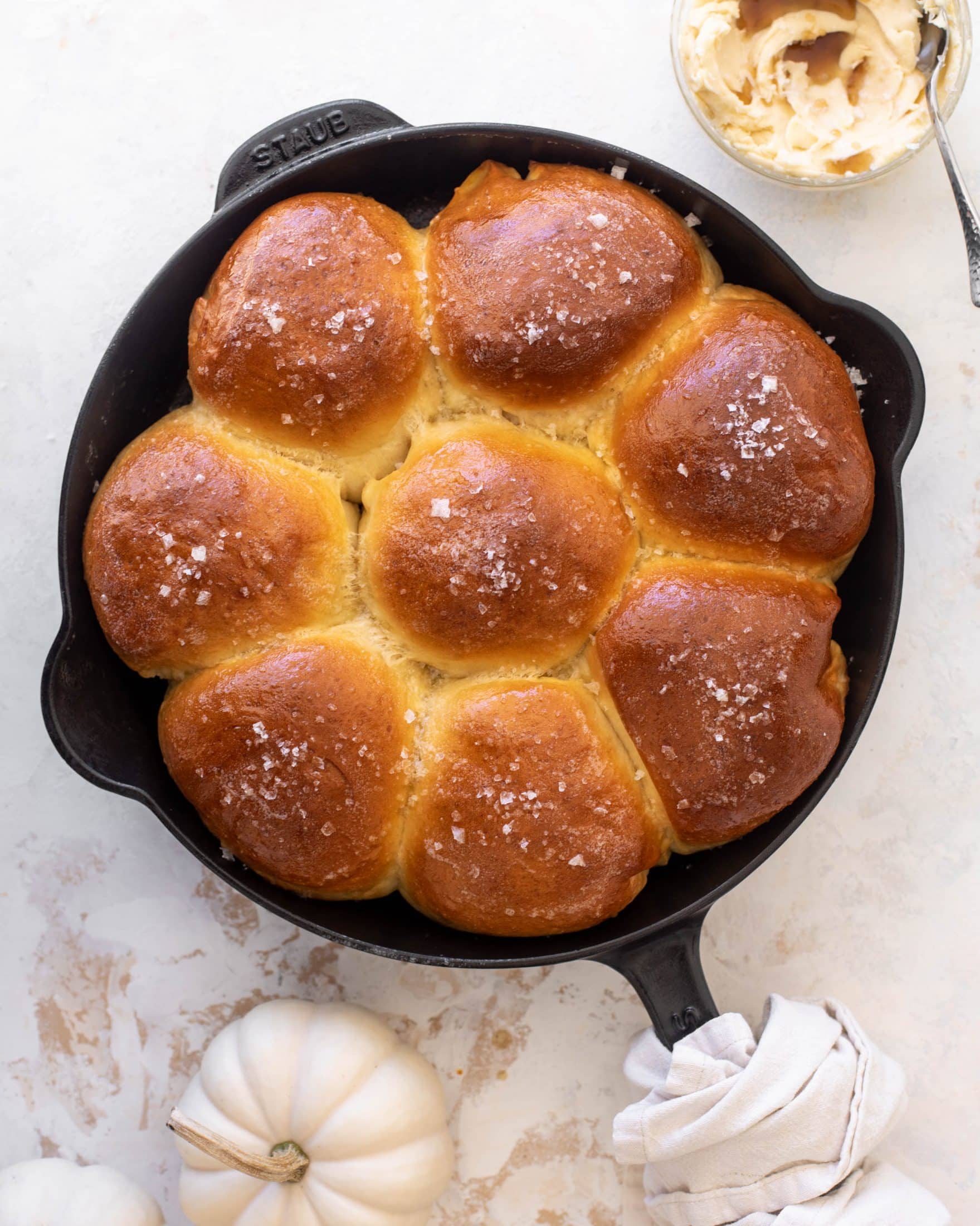 fluffy brioche dinner rolls with salted maple butter